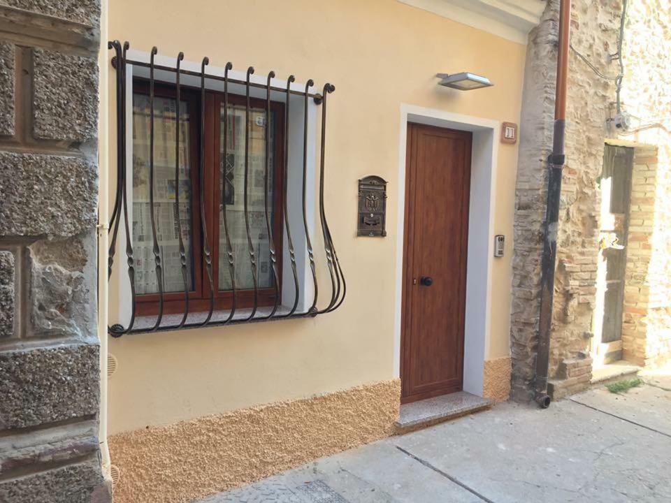 B&B Quintino Sella Iglesias Bagian luar foto